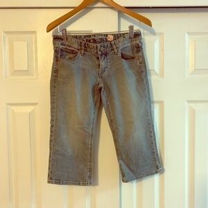 The Denim Lab Light Wash Short Capris Size 2‎